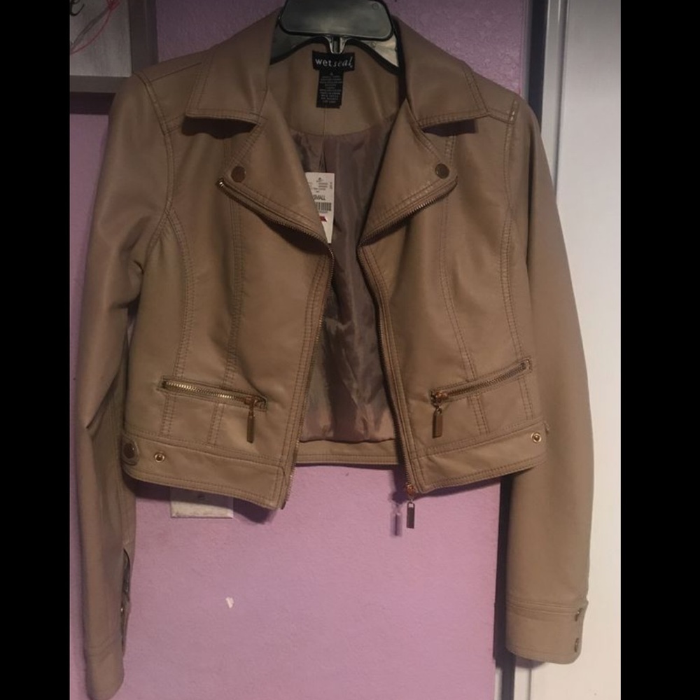 cropped leather jacket
